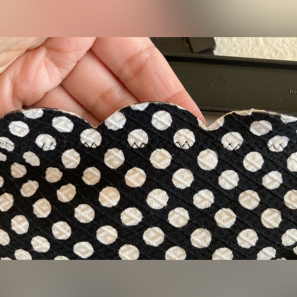 Jessica Simpson Black and White Bikini - Picture 8 of 13